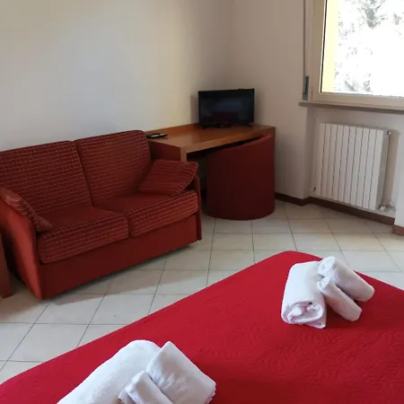 Il Rampicante-monticelli Terme Монтичелли-Терме