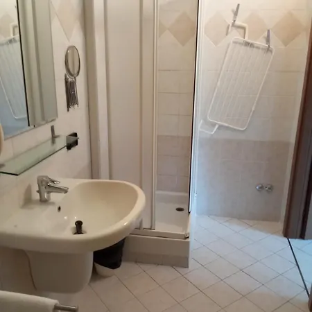 Il Rampicante-monticelli Terme *