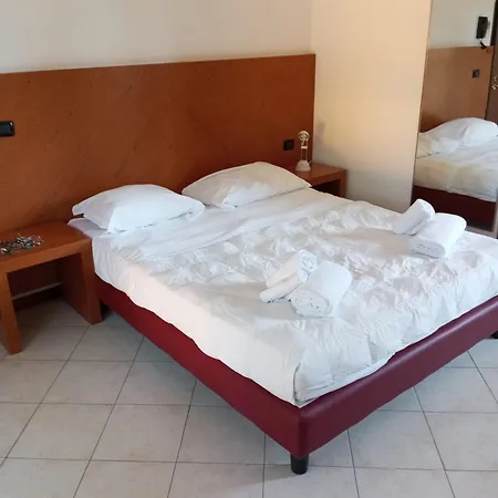 Il Rampicante-monticelli Terme * Monticelli Terme