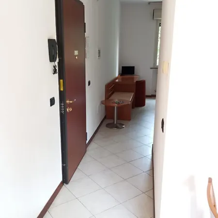 Il Rampicante-monticelli Terme アパート *