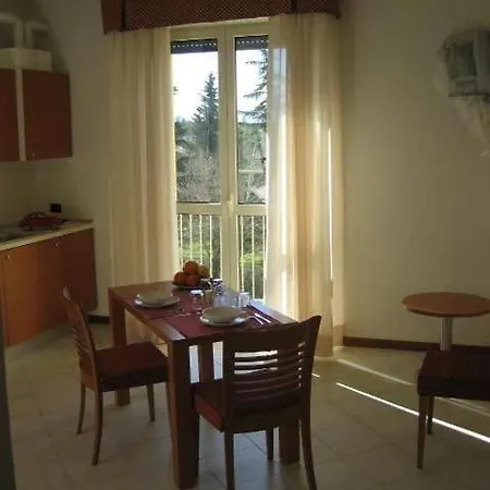 Il Rampicante-monticelli Terme * 蒙提切利瑟尔梅