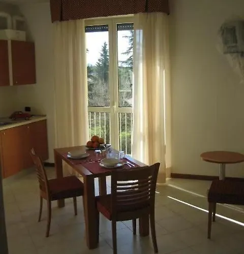 Il Rampicante-monticelli Terme * Monticelli Terme